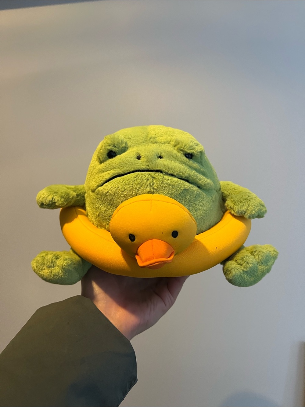 Jellycat Ricky Rain Frog in a Rubber Ring BNWT